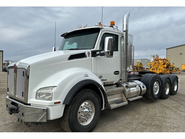 2020 Kenworth T880